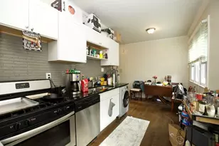 1130 Maple Ave, Evanston, IL 60202 - Photo 3