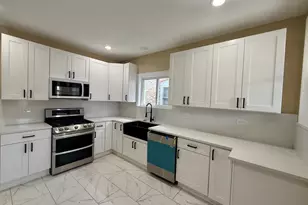 2234 Gunderson Ave, Berwyn, IL 60402 - Photo 7