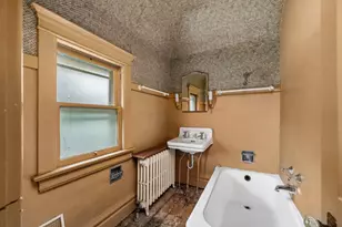 415 S 4th St, Saint Charles, IL 60174 - Photo 25