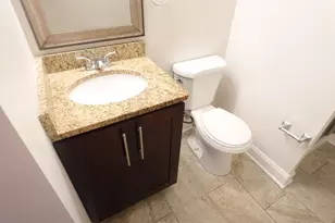 566 Somerset Ln, Crystal Lake, IL 60014 - Photo 23