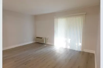566 Somerset Lane #2, Crystal Lake, IL 60014 - Photo 7