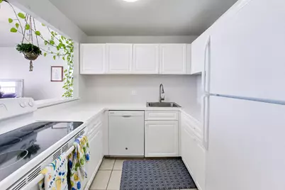 3660 N Lake Shore Drive #909, Chicago, IL 60613 - Photo 3