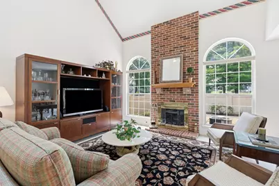 1537 Stevens Drive, Schaumburg, IL 60173 - Photo 5