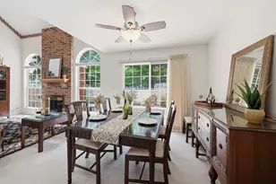 1537 Stevens Dr, Schaumburg, IL 60173 - Photo 7
