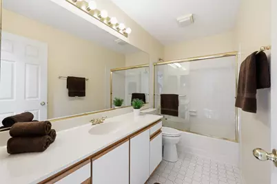 1537 Stevens Drive, Schaumburg, IL 60173 - Photo 21