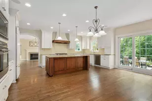 516 N Clay St, Hinsdale, IL 60521 - Photo 9