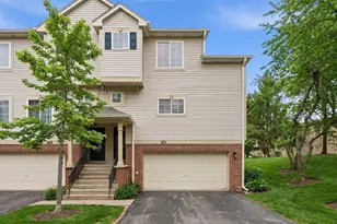 171 Monarch Dr, Streamwood, IL 60107 - Photo 1