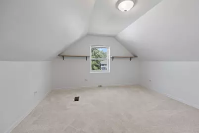 5810 N East Circle Avenue, Chicago, IL 60631 - Photo 15