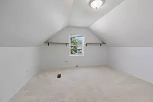 5810 North East Circle Avenue, Chicago, IL 60631 - Photo 15