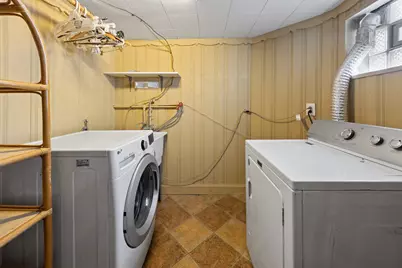 5810 N East Circle Avenue, Chicago, IL 60631 - Photo 19