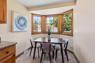 5810 North East Circle Avenue, Chicago, IL 60631 - Photo 9