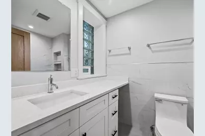 959 E 61st Street #1, Chicago, IL 60637 - Photo 11