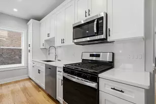 959 E 61st St, Chicago, IL 60637 - Photo 7