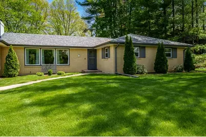 2015 Glenview Road, Rockford, IL 61107 - Photo 43