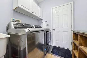387 S Palmer Dr, Bolingbrook, IL 60490 - Photo 17