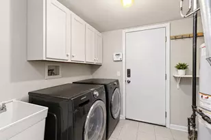 1248 Coldspring Rd, Elgin, IL 60120 - Photo 15