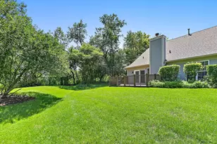 1248 Coldspring Rd, Elgin, IL 60120 - Photo 17