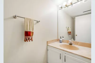 1311 Trinity Drive, Carol Stream, IL 60188 - Photo 11