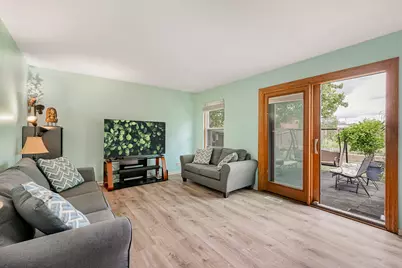 1311 Trinity Drive, Carol Stream, IL 60188 - Photo 9