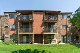 178 Dunteman Dr, Glendale Heights, IL 60139 - Photo 3