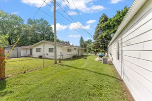 1416 Scottsdale Dr, Champaign, IL 61821 - Photo 27