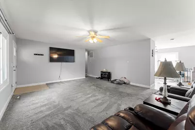 1416 Scottsdale Drive, Champaign, IL 61821 - Photo 7