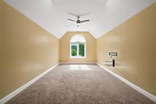 388 Preserve Ln, Wood Dale, IL 60191 - Photo 17