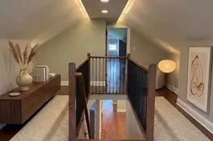 8015 S Paxton Ave, Chicago, IL 60617 - Photo 19