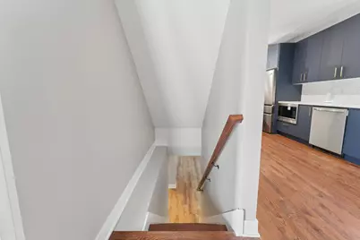 8015 S Paxton Avenue, Chicago, IL 60617 - Photo 29