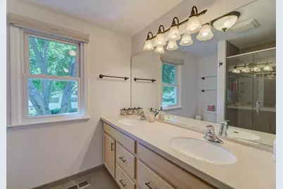1119 W White Oak Street, Arlington Heights, IL 60005 - Photo 39