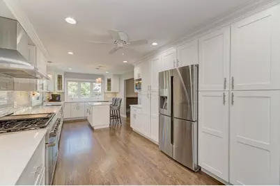 1119 W White Oak Street, Arlington Heights, IL 60005 - Photo 19
