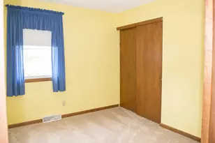 2101 20th Ave, Sterling, IL 61081 - Photo 13