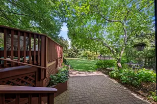 907 N Quentin Rd, Palatine, IL 60067 - Photo 23