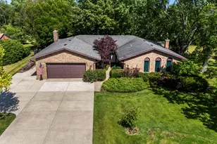 907 N Quentin Rd, Palatine, IL 60067 - Photo 41