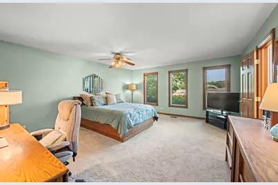 907 N Quentin Road, Palatine, IL 60067 - Photo 17