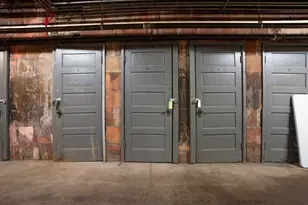 640 W Waveland Ave, Chicago, IL 60613 - Photo 9