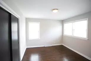 8837 S Talman Ave, Evergreen Park, IL 60805 - Photo 9