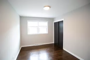 8837 S Talman Ave, Evergreen Park, IL 60805 - Photo 11