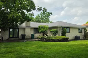 7644 Cashew Dr, Orland Park, IL 60462 - Photo 3
