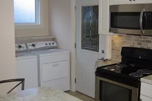 1045 Marquette St, Lasalle, IL 61301 - Photo 3