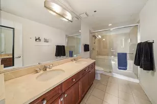 900 N Kingsbury St, Chicago, IL 60610 - Photo 11