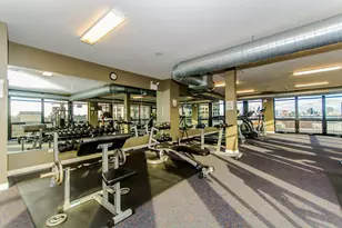1071 W 15th St, Chicago, IL 60608 - Photo 25