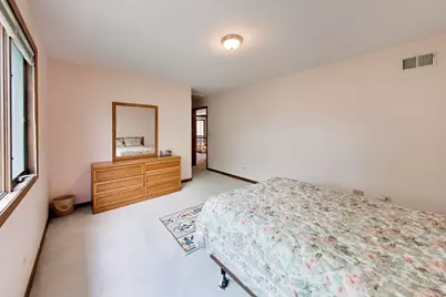 1204 Kristin Drive, Libertyville, IL 60048 - Photo 35