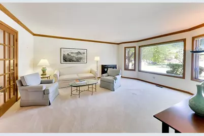 1204 Kristin Drive, Libertyville, IL 60048 - Photo 5