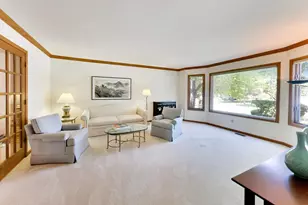 1204 Kristin Dr, Libertyville, IL 60048 - Photo 5