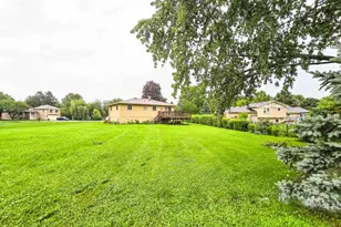 10120 Sunridge Dr, Naperville, IL 60564 - Photo 35