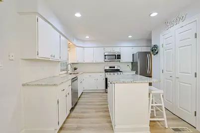 10120 Sunridge Drive, Naperville, IL 60564 - Photo 15