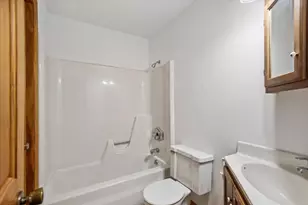 722 Shepard Ct, Gurnee, IL 60031 - Photo 9