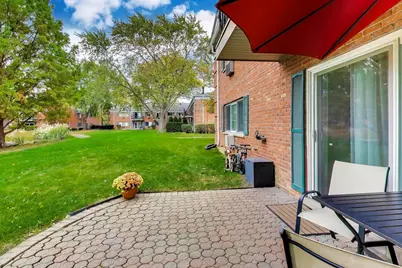 2303 S Goebbert Road #A109, Arlington Heights, IL 60005 - Photo 29
