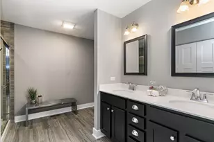 4275 Fiona Ln, Lisle, IL 60532 - Photo 13